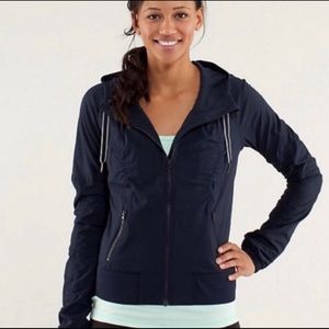 Lululemon Rain Track Jacket Size: 6